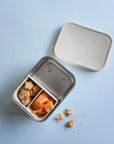 Lunch-och snacksbox med avtagbar insats