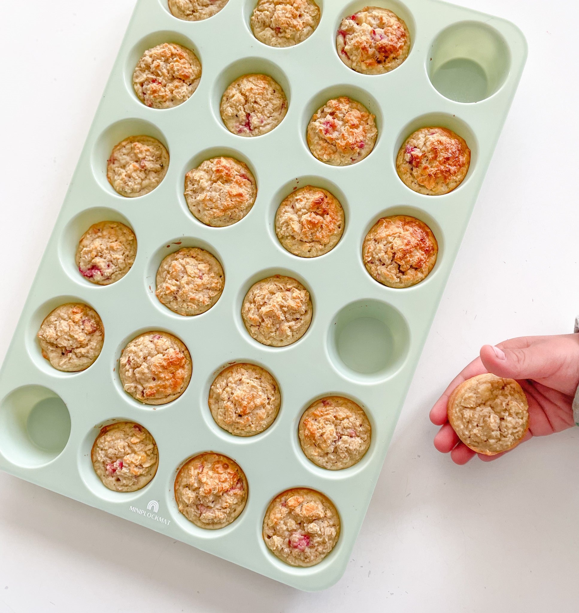 Grötmuffins bakade i minimuffinsform i silikon